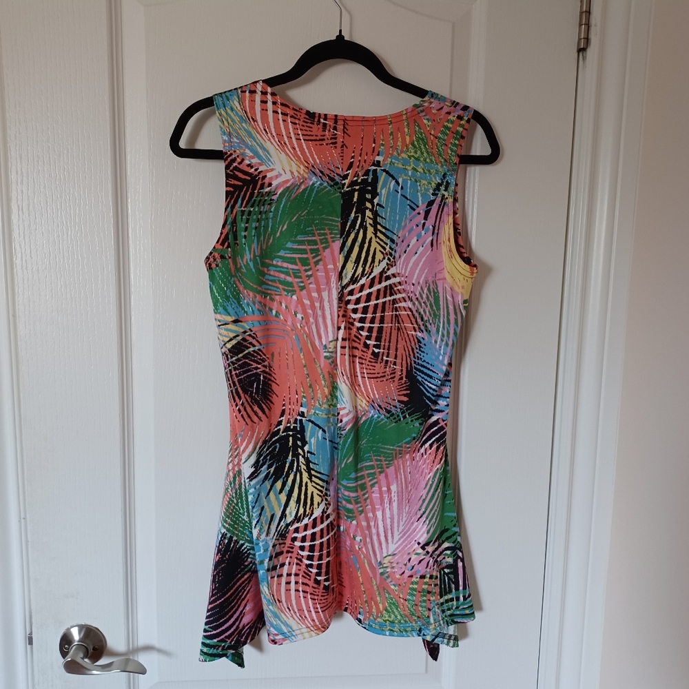 Top - Picture 2 of 3